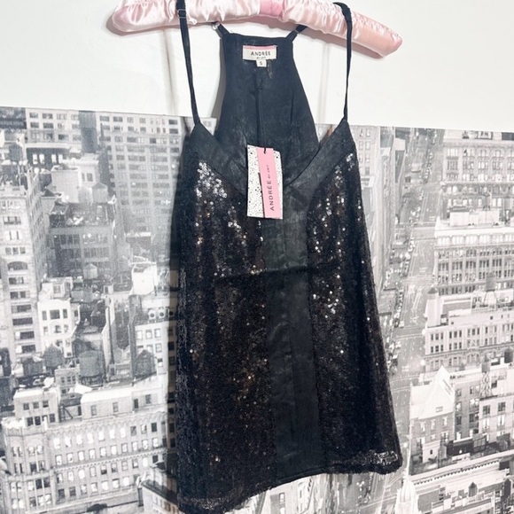 Andree by Unit Womens Racerback Sequins Tank Black NWT Small - Picture 3 of 8